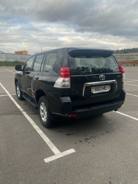 Toyota Land Cruiser Prado J150, 7 мест, 2010 г.
