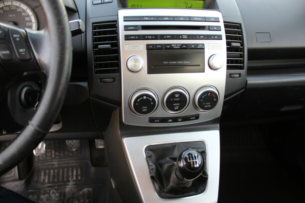 Mazda 5 I, 7 мест, 2006 г.