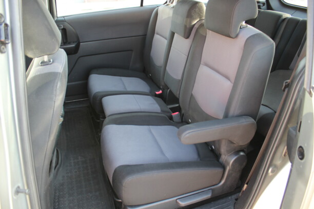 Mazda 5 I, 7 мест, 2006 г.