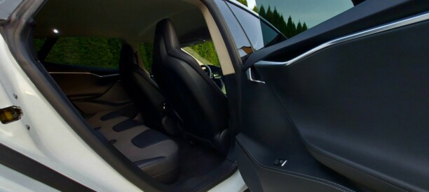 Tesla Model S I, 2014 г.