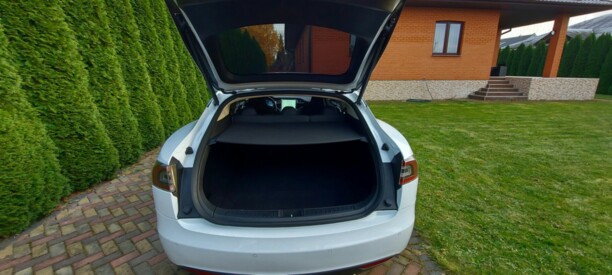 Tesla Model S I, 2014 г.