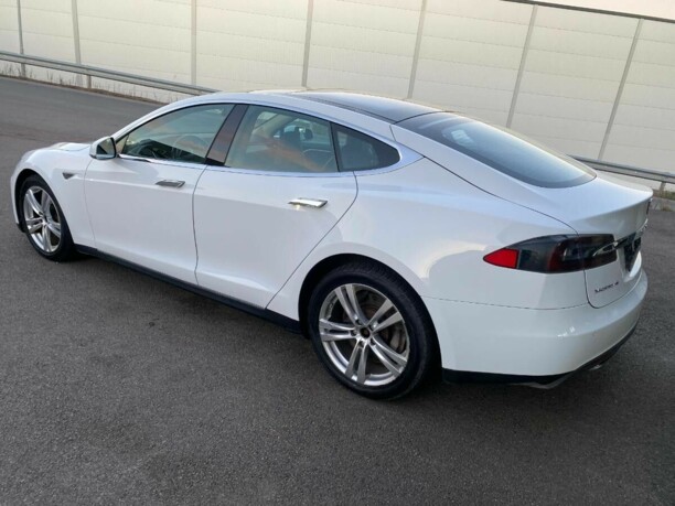 Tesla Model S I, 2016 г.