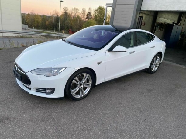 Tesla Model S I, 2016 г.