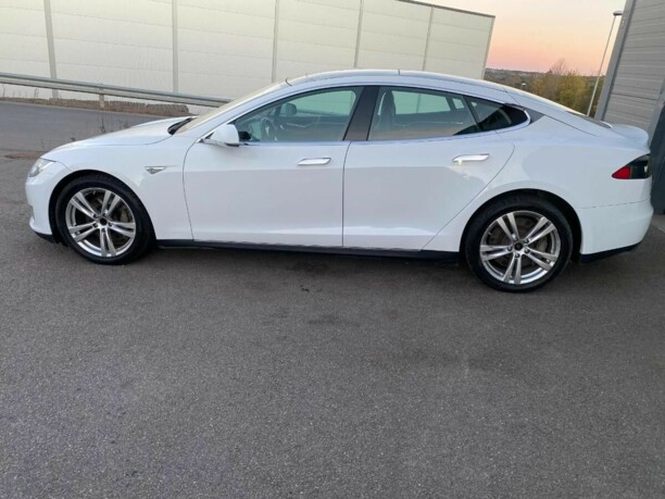 Tesla Model S I, 2016 г.