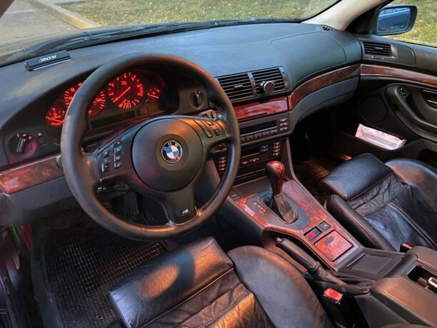 BMW 5 серия E39, 2001 г.
