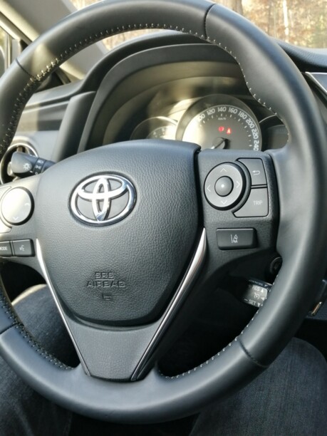 Toyota Auris II (E180) · Рестайлинг, 2017 г.