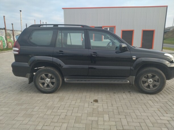 Toyota Land Cruiser Prado J120, 7 мест, 2007 г.