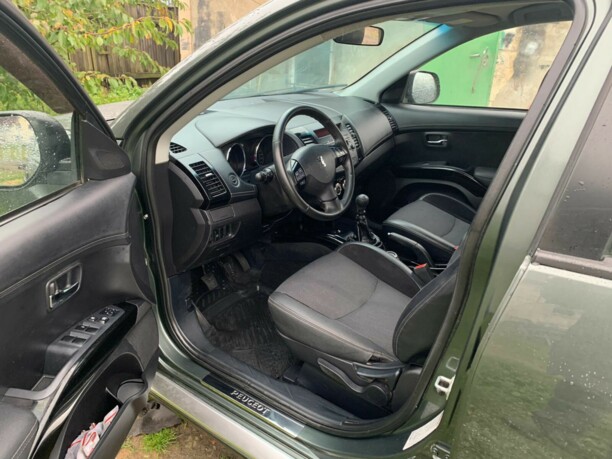 Peugeot 4007, 2010 г.