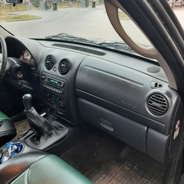 Jeep Cherokee KJ, 2002 г.