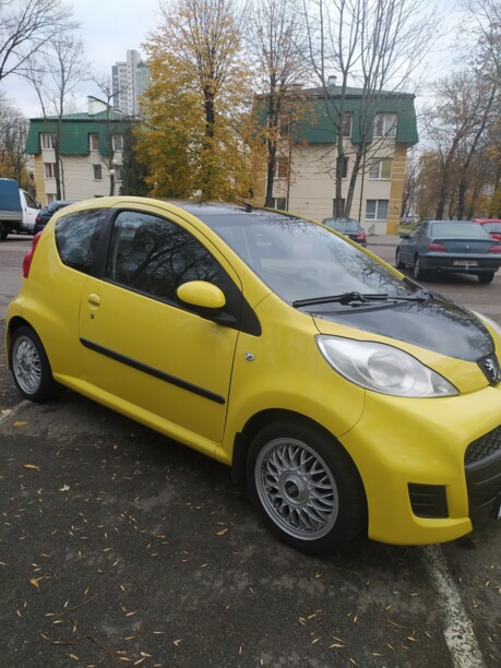 Peugeot 107 I · Рестайлинг, 2009 г.