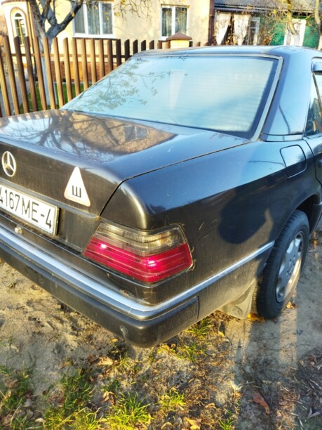 Mercedes-Benz E-Класс W124, S124, C124, A124, 1993 г.
