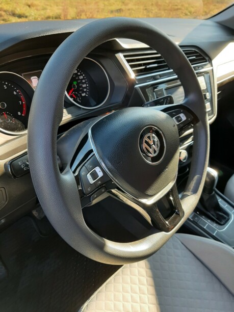 Volkswagen Tiguan II, 7 мест, 2018 г.