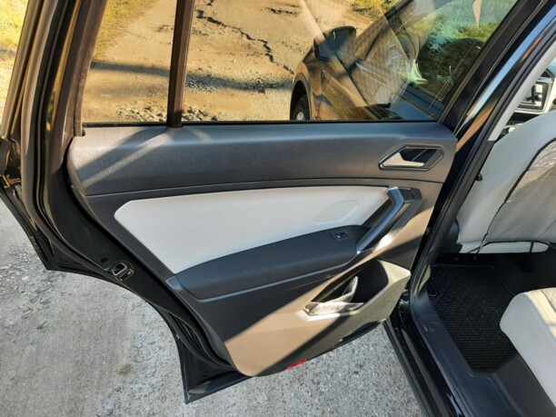 Volkswagen Tiguan II, 7 мест, 2018 г.