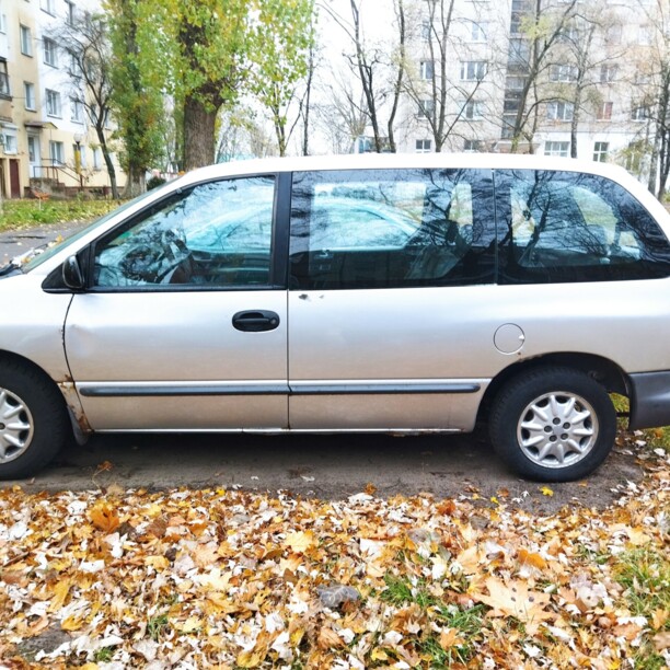 Dodge Caravan III, 7 мест, 1999 г.