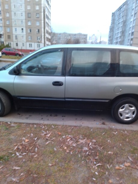 Dodge Caravan III, 7 мест, 1999 г.
