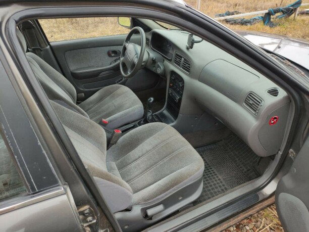 Kia Clarus I, 1997 г.