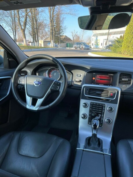 Volvo V60 I · Рестайлинг, 2017 г.
