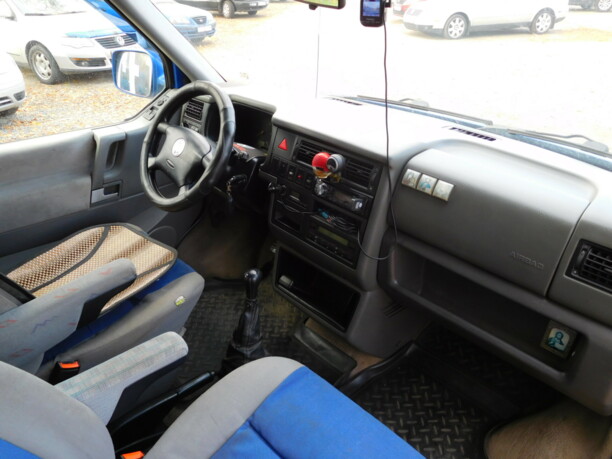 Volkswagen Multivan T4, 1999 г.