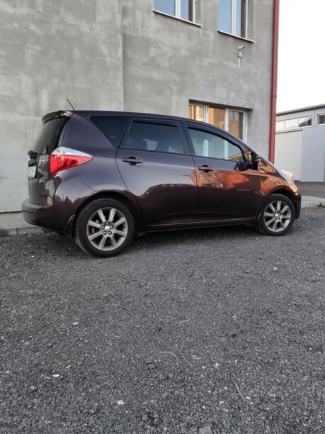 Toyota Verso-S, 2012 г.