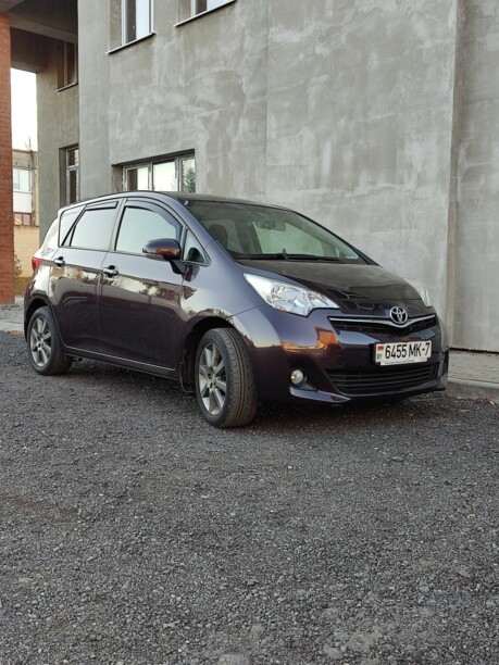 Toyota Verso-S, 2012 г.