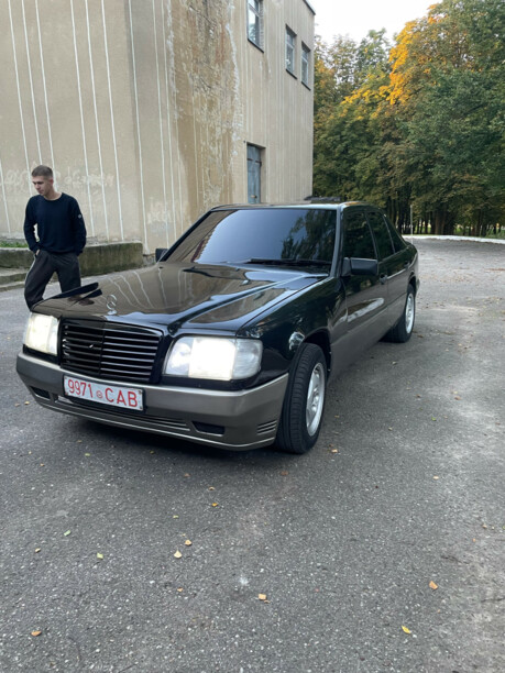 Mercedes-Benz E-Класс W124, S124, C124, A124, 1989 г.