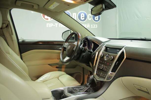 Cadillac SRX II, 2010 г.