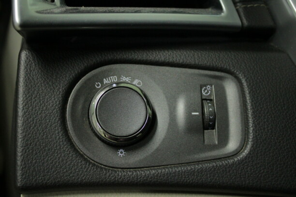 Cadillac SRX II, 2010 г.