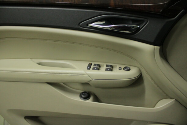 Cadillac SRX II, 2010 г.