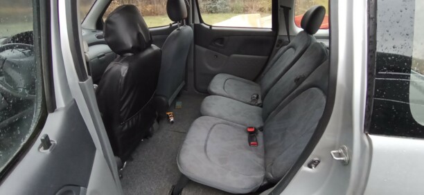 Toyota Yaris Verso, 2000 г.
