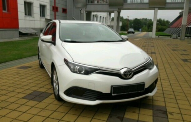 Toyota Auris II (E180) · Рестайлинг, 2017 г.