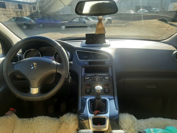 Peugeot 5008 I · Рестайлинг, 7 мест, 2014 г.