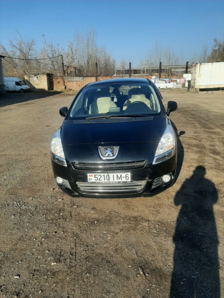 Peugeot 5008 I · Рестайлинг, 7 мест, 2014 г.