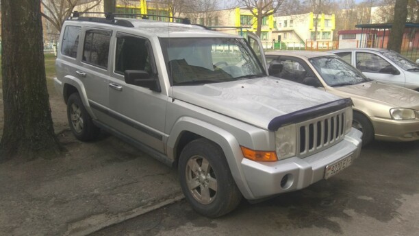 Jeep Commander, 7 мест, 2006 г.