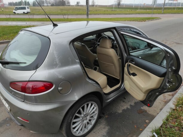 Alfa Romeo 147 I · Рестайлинг, 2004 г.