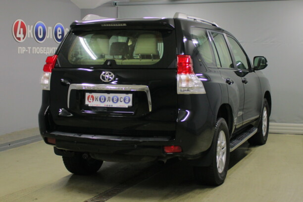 Toyota Land Cruiser Prado J150, 7 мест, 2009 г.