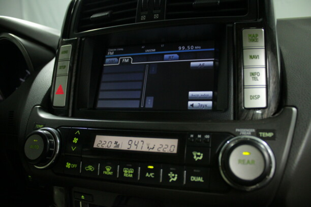 Toyota Land Cruiser Prado J150, 7 мест, 2009 г.