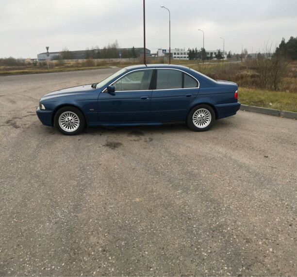 BMW 5 серия E39, 2001 г.