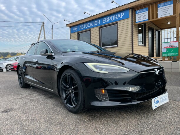 Tesla Model S I · Рестайлинг, 2017 г.