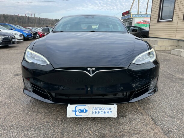 Tesla Model S I · Рестайлинг, 2017 г.