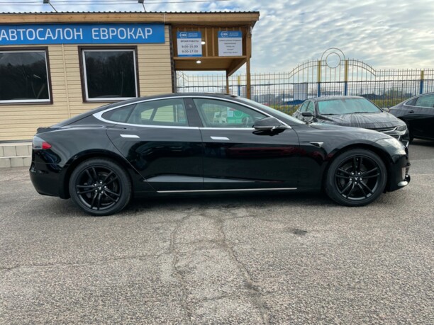 Tesla Model S I · Рестайлинг, 2017 г.