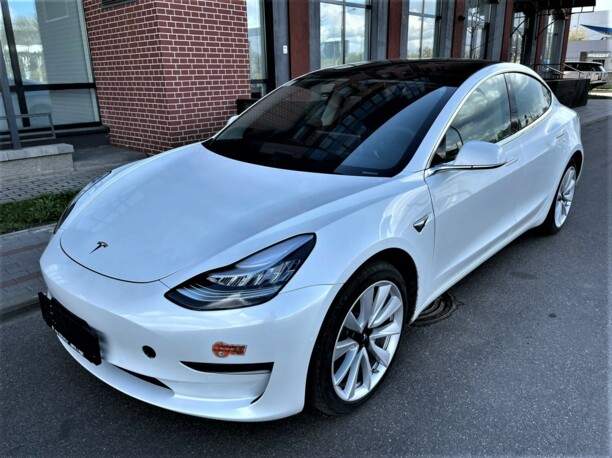 Tesla Model 3, 2020 г.