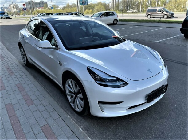 Tesla Model 3, 2020 г.