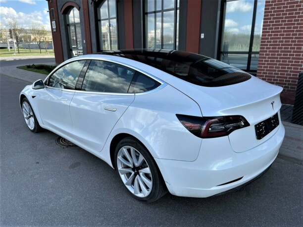 Tesla Model 3, 2020 г.