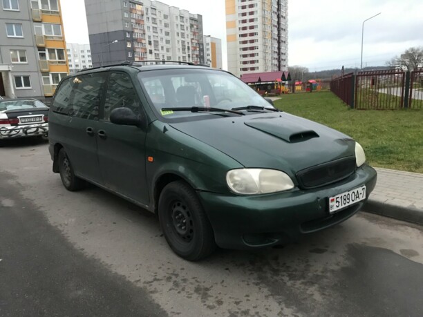 Kia Carnival I, 7 мест, 1999 г.