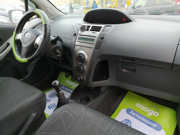 Toyota Yaris II (XP9) · Рестайлинг, 2009 г.
