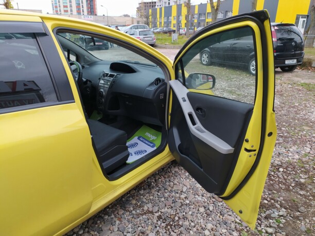 Toyota Yaris II (XP9) · Рестайлинг, 2009 г.