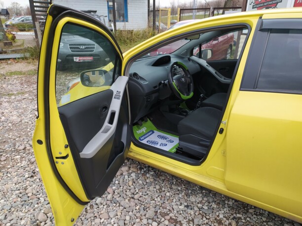 Toyota Yaris II (XP9) · Рестайлинг, 2009 г.