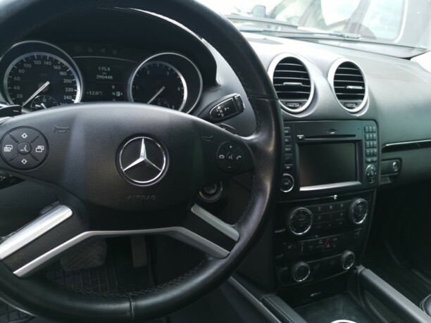 Mercedes-Benz GL-Класс X164 (Рестайлинг), 7 мест, 2011 г.