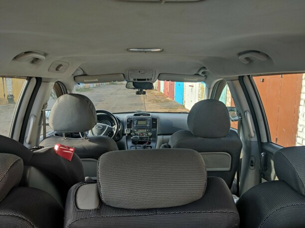 Kia Carnival II, 7 мест, 2008 г.