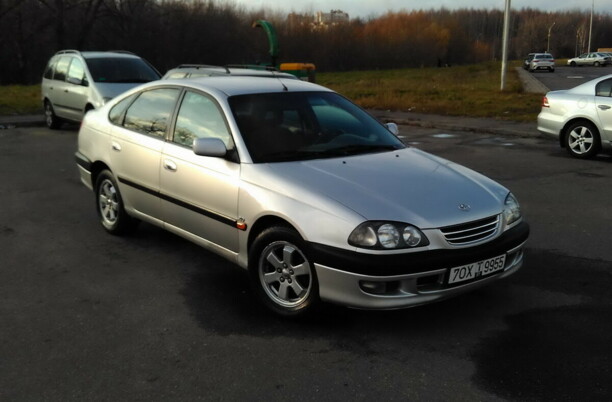 Toyota Avensis I (T220), 1998 г.